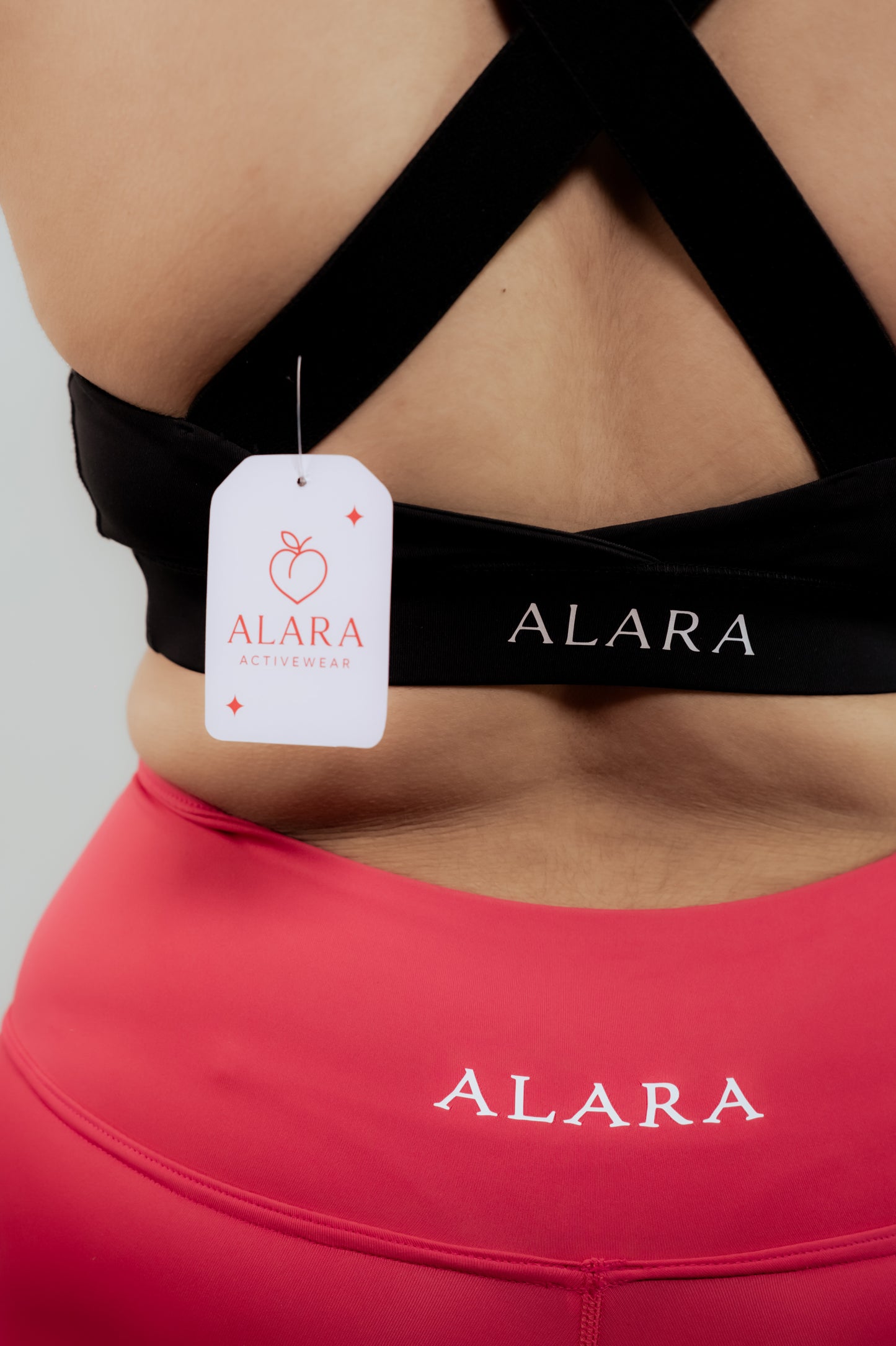 Power Hold Sports Bra - Black