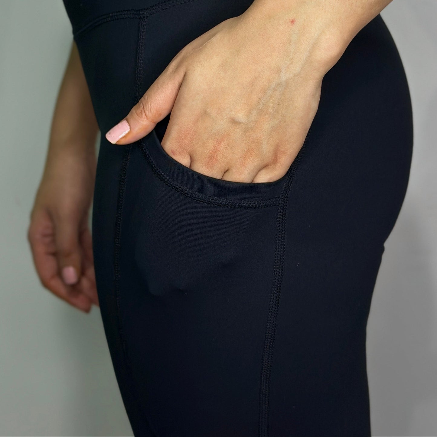 Signature Alara Leggings
